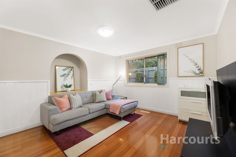 Photo - 16 Saxon Avenue, Wantirna VIC 3152 - Image 5