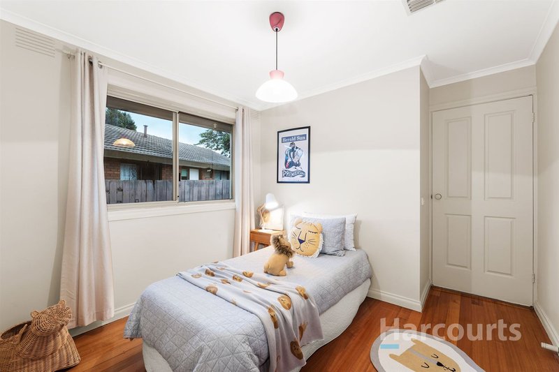 Photo - 16 Saxon Avenue, Wantirna VIC 3152 - Image 10