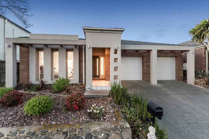 16 Scarborough Terrace, Craigieburn VIC 3064