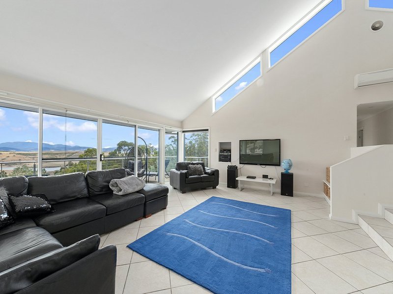 Photo - 16 Schofield Drive, Sorell TAS 7172 - Image 3