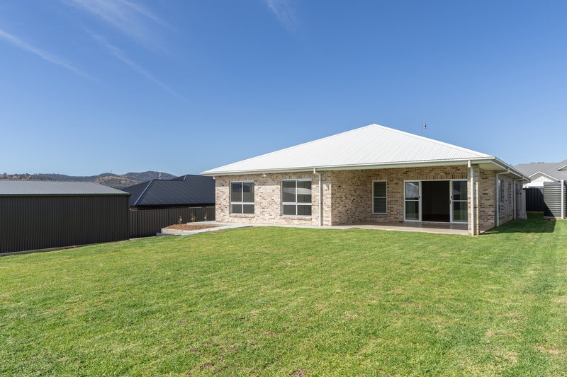 Photo - 16 Sea Eagle Avenue, Tamworth NSW 2340 - Image 32