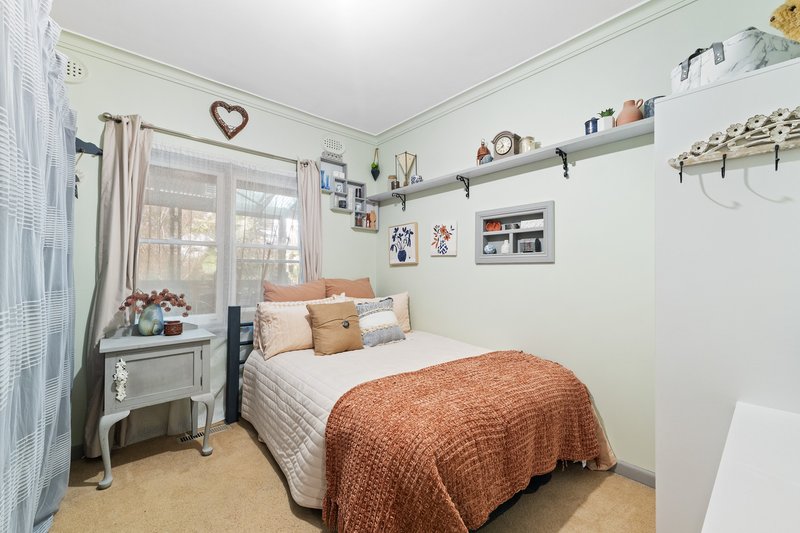 Photo - 16 Seaview Crescent, Mulgrave VIC 3170 - Image 7
