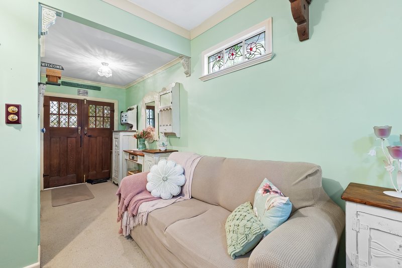 Photo - 16 Seaview Crescent, Mulgrave VIC 3170 - Image 9