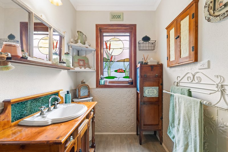 Photo - 16 Seaview Crescent, Mulgrave VIC 3170 - Image 11