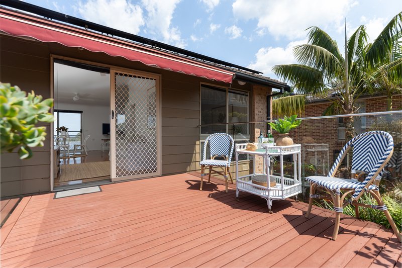 Photo - 16 Seaview Crescent, Stanwell Park NSW 2508 - Image 11