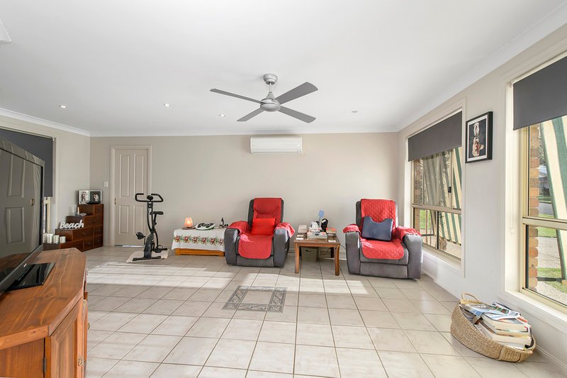 Photo - 16 Seawind Chase, Bonny Hills NSW 2445 - Image 4