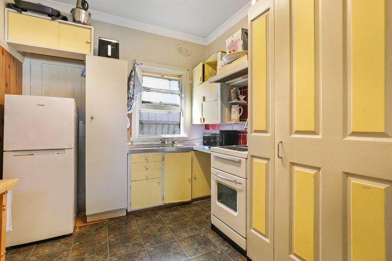 Photo - 16 Second Avenue, Port Kembla NSW 2505 - Image 9