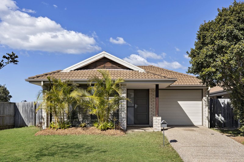 Photo - 16 Severn Crescent, North Lakes QLD 4509 - Image 1