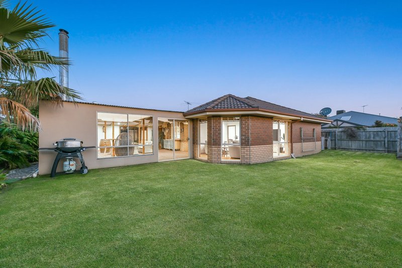 Photo - 16 Sheoak Court, Pakenham VIC 3810 - Image 19