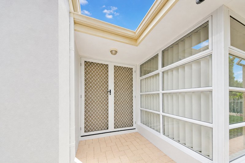 Photo - 16 Shetland Way, Baldivis WA 6171 - Image 3