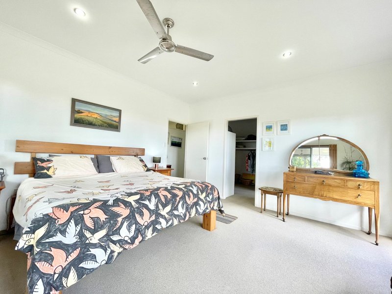 Photo - 16 Short Street, Rodds Bay QLD 4678 - Image 17