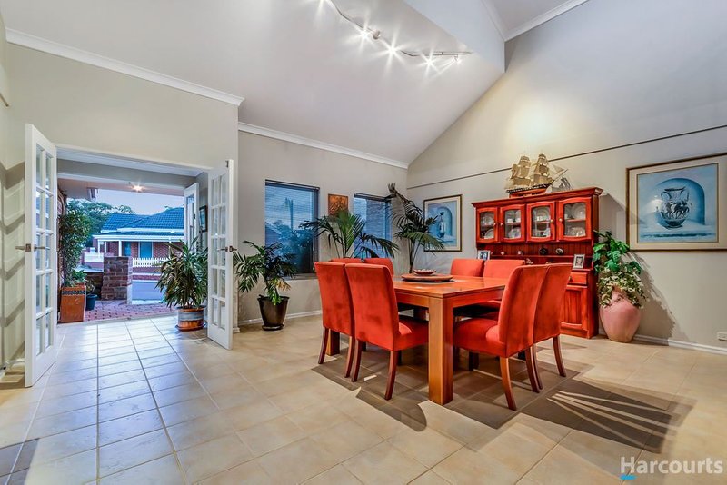 Photo - 16 Shoveler Terrace, Joondalup WA 6027 - Image 6