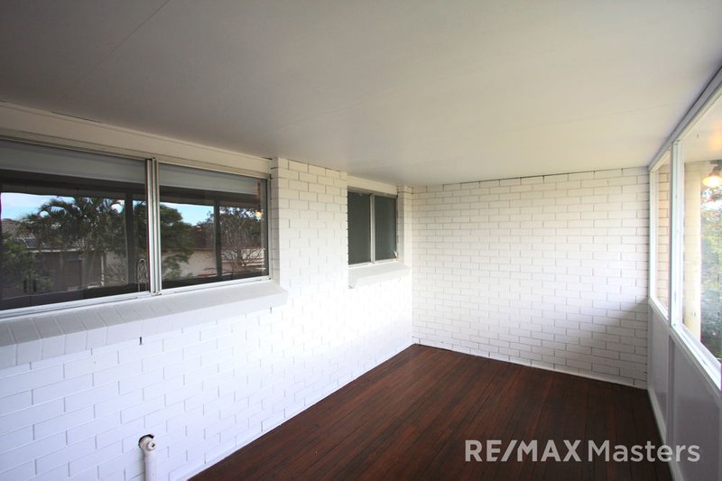 Photo - 16 Silex Street, Mansfield QLD 4122 - Image 17