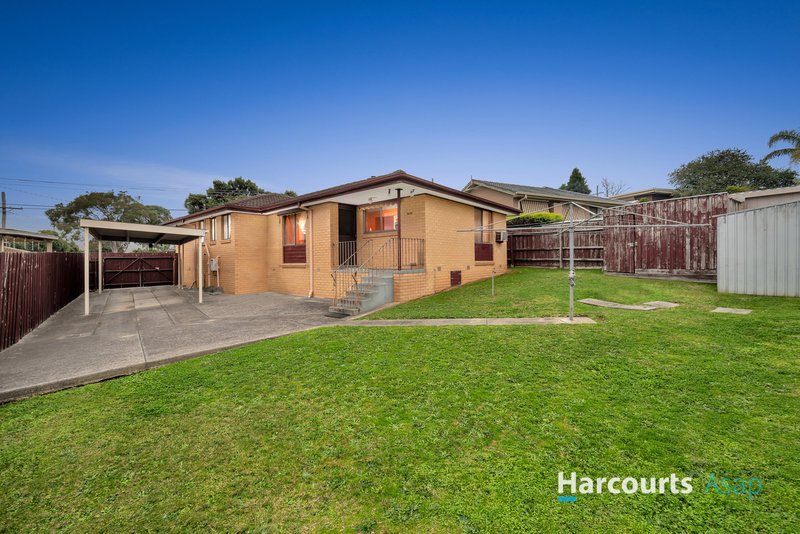 Photo - 16 Silverton Drive, Noble Park North VIC 3174 - Image 7