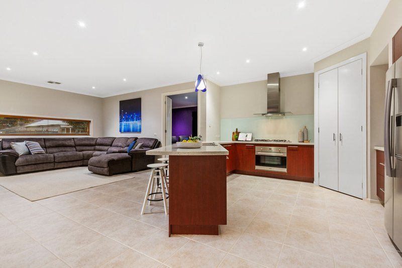 Photo - 16 Skeeter Drive, Mernda VIC 3754 - Image 6