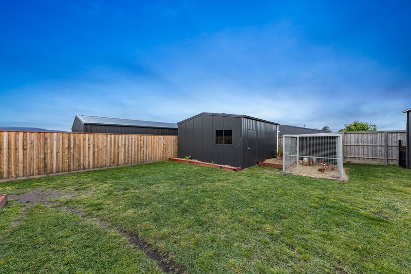 Photo - 16 Sleeper Rise, Garfield VIC 3814 - Image 22