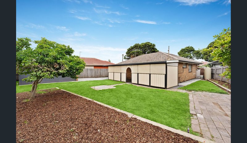 Photo - 16 Smith Avenue, Thomastown VIC 3074 - Image 10