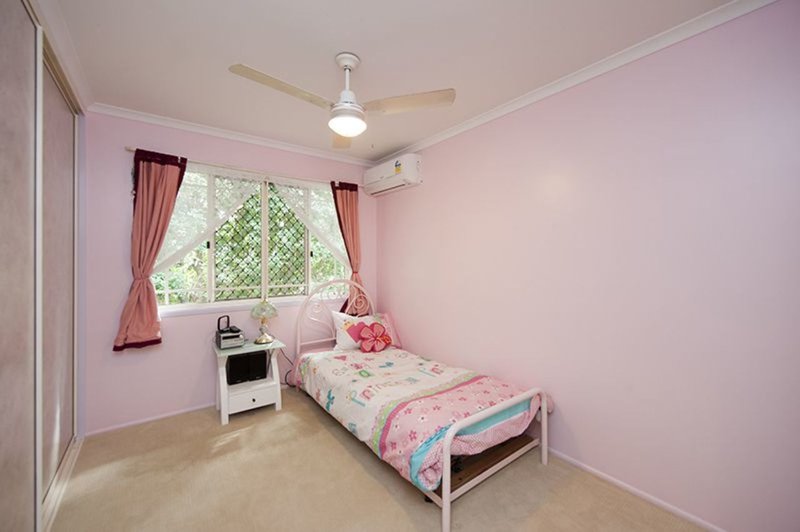 Photo - 16 Solonika Court, South Gladstone QLD 4680 - Image 7