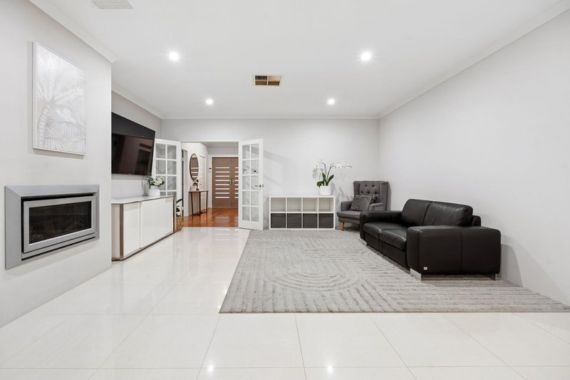 Photo - 16 Solymar Circle, Burns Beach WA 6028 - Image 13