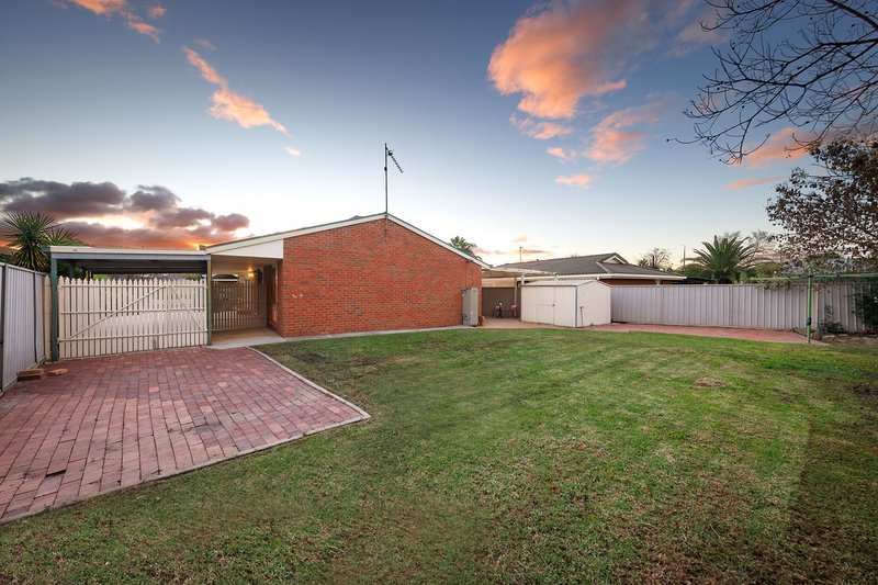 Photo - 16 Sonia Court, Wodonga VIC 3690 - Image 15