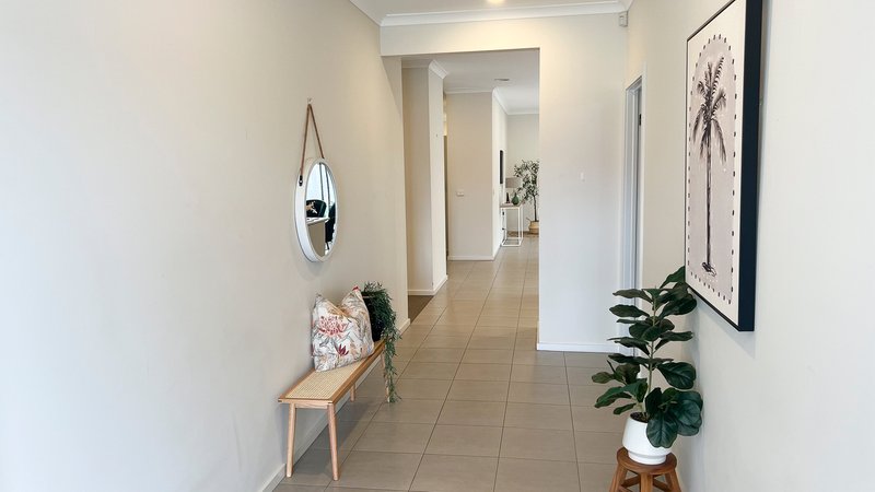 Photo - 16 Sorrenberg Street, Point Cook VIC 3030 - Image 2