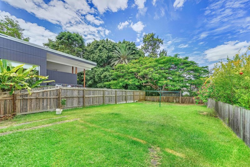 Photo - 16 Soudan Street, Toowong QLD 4066 - Image 16