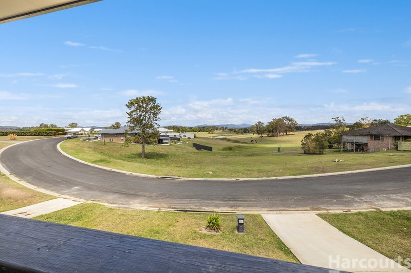 Photo - 16 Springfields Drive, Greenhill NSW 2440 - Image 5