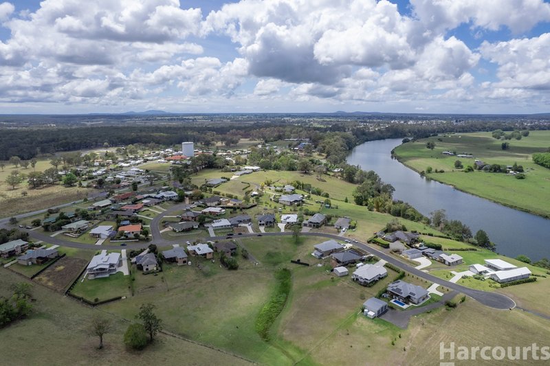 Photo - 16 Springfields Drive, Greenhill NSW 2440 - Image 20