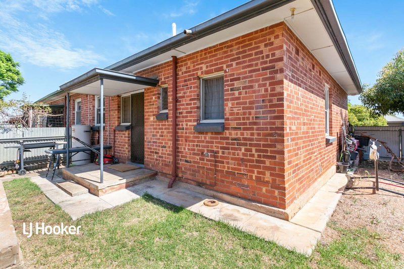 Photo - 16 Stakes Crescent, Elizabeth Downs SA 5113 - Image 13