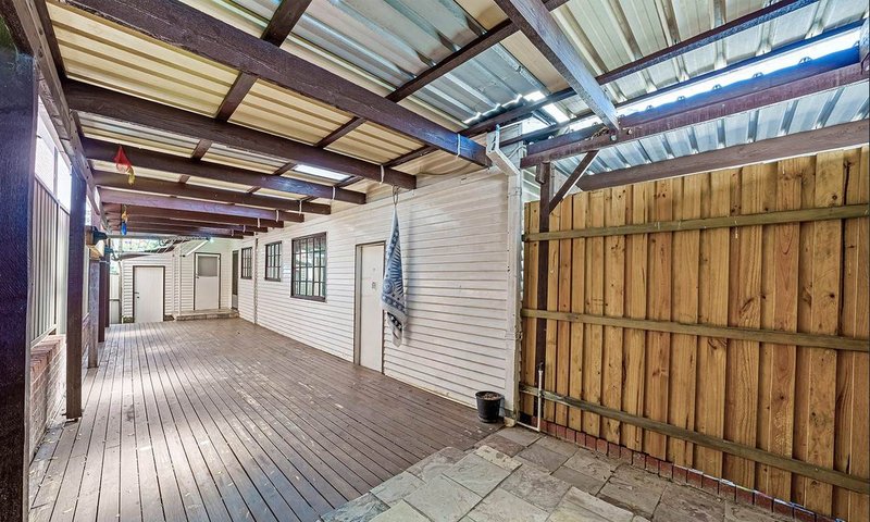 Photo - 16 Stanley Street, Blacktown NSW 2148 - Image 9