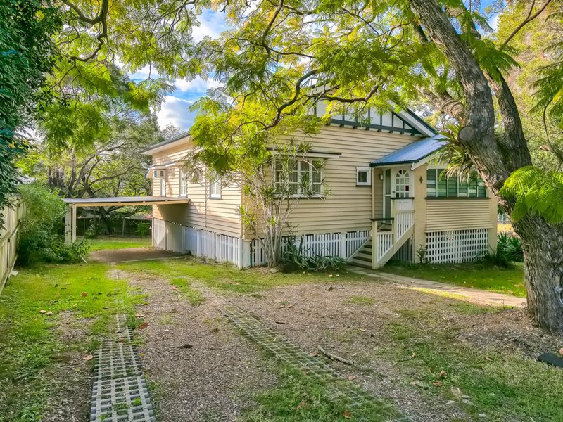 16 Station Avenue, Gaythorne QLD 4051