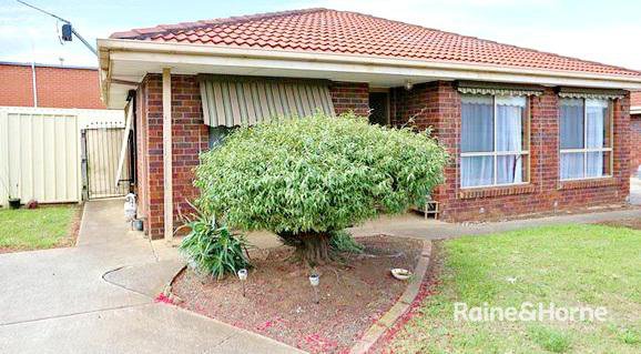 Photo - 1/6 Station Road, Melton South VIC 3338 - Image 6