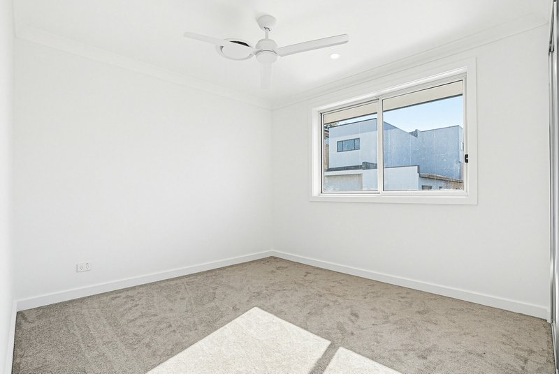 Photo - 16 Stenland Street, Rouse Hill NSW 2155 - Image 7