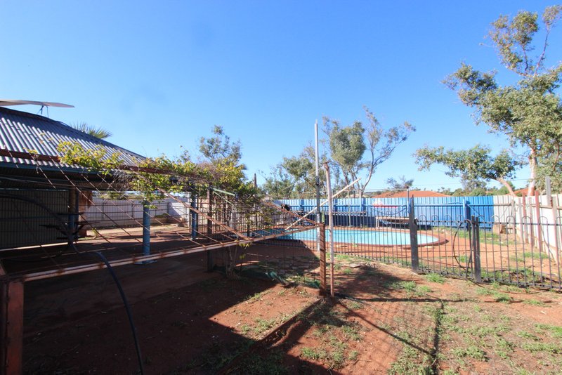 Photo - 16 Stirling Crescent, Dampier WA 6713 - Image 3