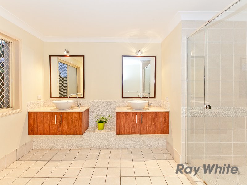 Photo - 16 Stonebridge Place, Aspley QLD 4034 - Image 8