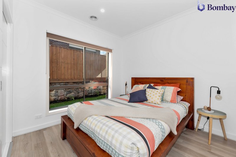 Photo - 16 Stonecutter Crescent, Wollert VIC 3750 - Image 11