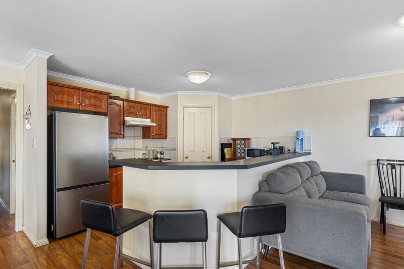 Photo - 16 Strathmore Avenue, Smithfield SA 5114 - Image 2