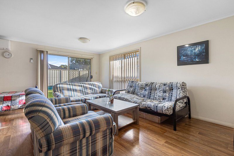 Photo - 16 Strathmore Avenue, Smithfield SA 5114 - Image 5