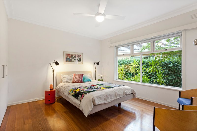 Photo - 16 Strathmore Street, Bentleigh VIC 3204 - Image 6