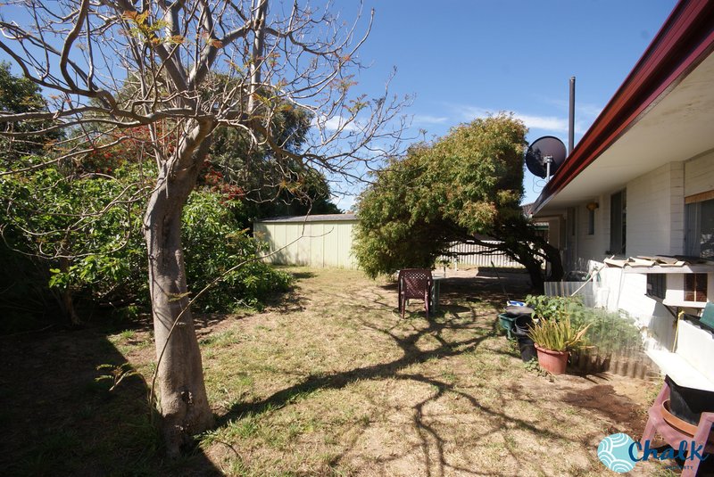 Photo - 16 Studzor Street, Warnbro WA 6169 - Image 14