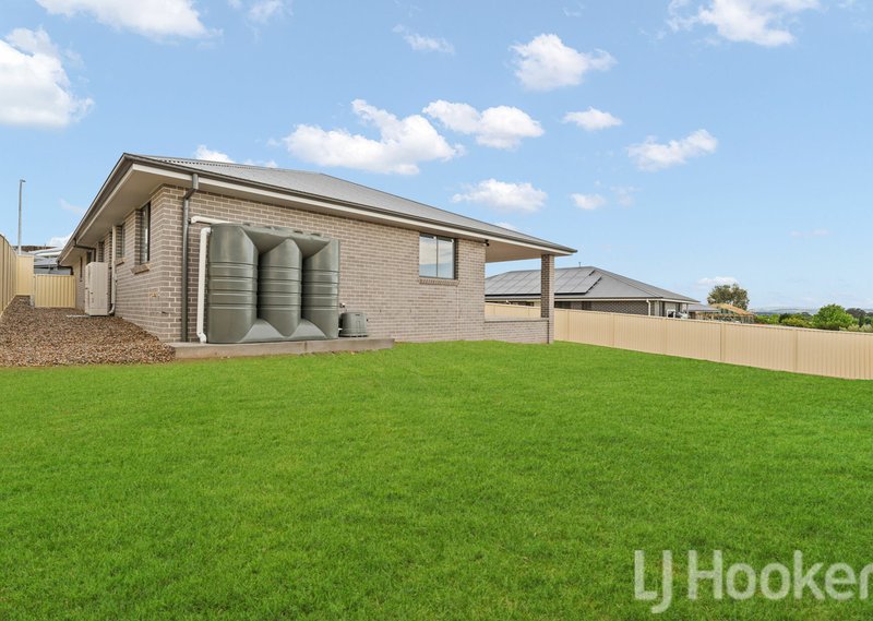 Photo - 16 Sunbright Road, Kelso NSW 2795 - Image 21