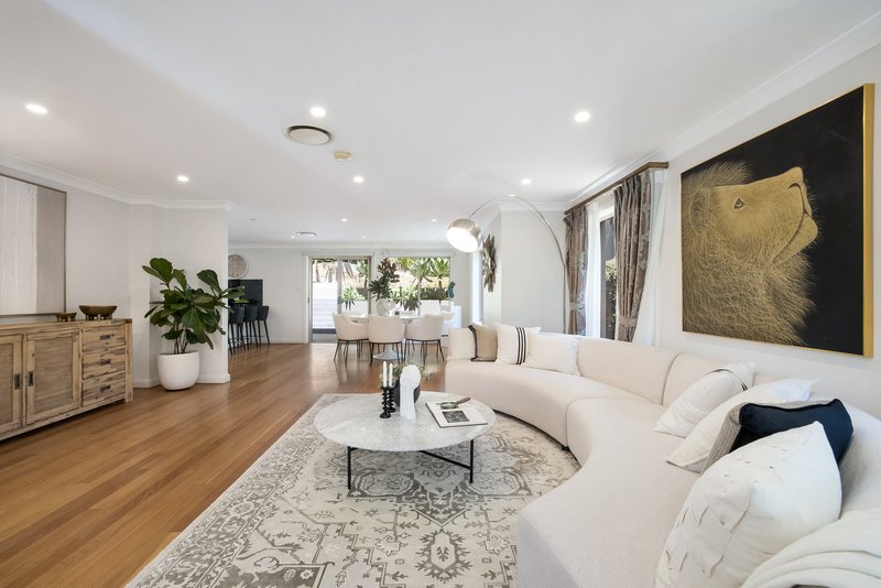 Photo - 16 Sunnyside Crescent, Castlecrag NSW 2068 - Image 2