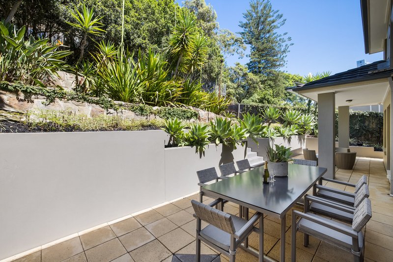 Photo - 16 Sunnyside Crescent, Castlecrag NSW 2068 - Image 8