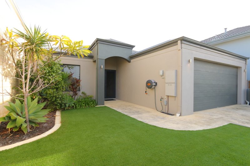 Photo - 16 Surrey Road, Rivervale WA 6103 - Image 2