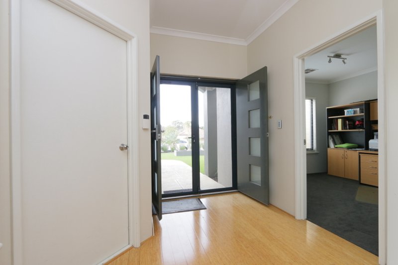 Photo - 16 Surrey Road, Rivervale WA 6103 - Image 3