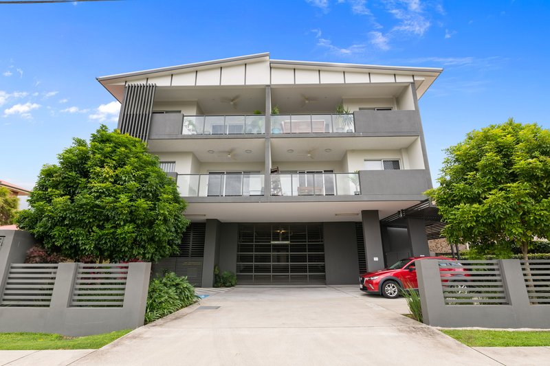 Photo - 1/6 Surrey Street, Nundah QLD 4012 - Image 11