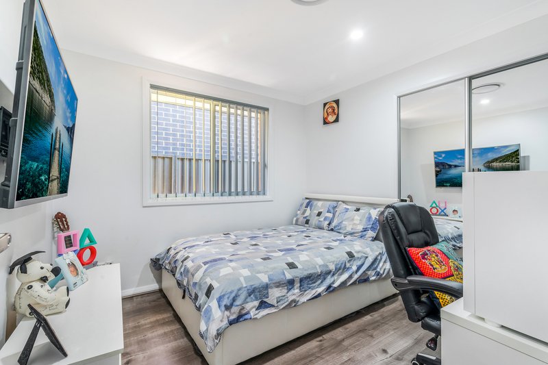 Photo - 16 Swamphen Street, Austral NSW 2179 - Image 6