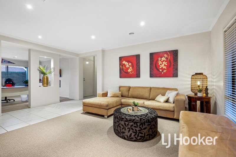 Photo - 16 Sydney Street, Narre Warren South VIC 3805 - Image 7