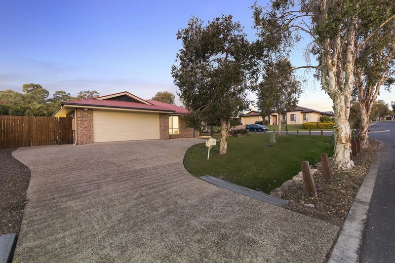 Photo - 16 Talisker Place, Parkinson QLD 4115 - Image 2