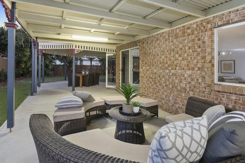 Photo - 16 Talisker Place, Parkinson QLD 4115 - Image 10